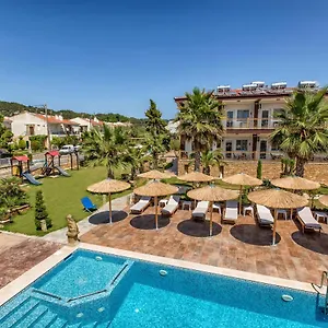 Halkidiki Greek Pride ηotel And Skála Foúrkas