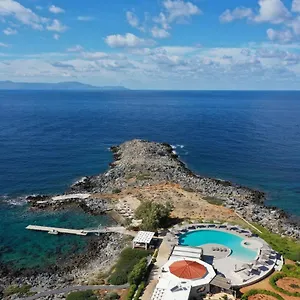 *** Ξενοδοχείο με διαμερίσματα Kavos & Ελλάδα